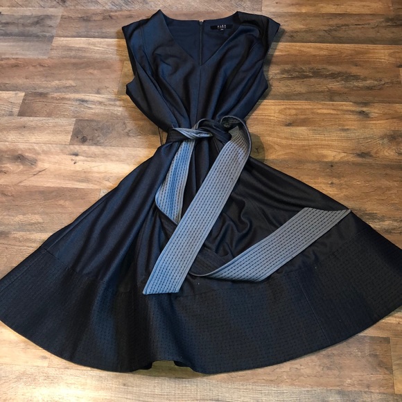 Dresses & Skirts - Casual dress